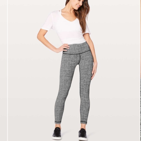 LULULEMON Wunder Under Hi-Rise 7/8 Tight 25" Size 4‎ Activewear Leggings - Picture 1 of 10